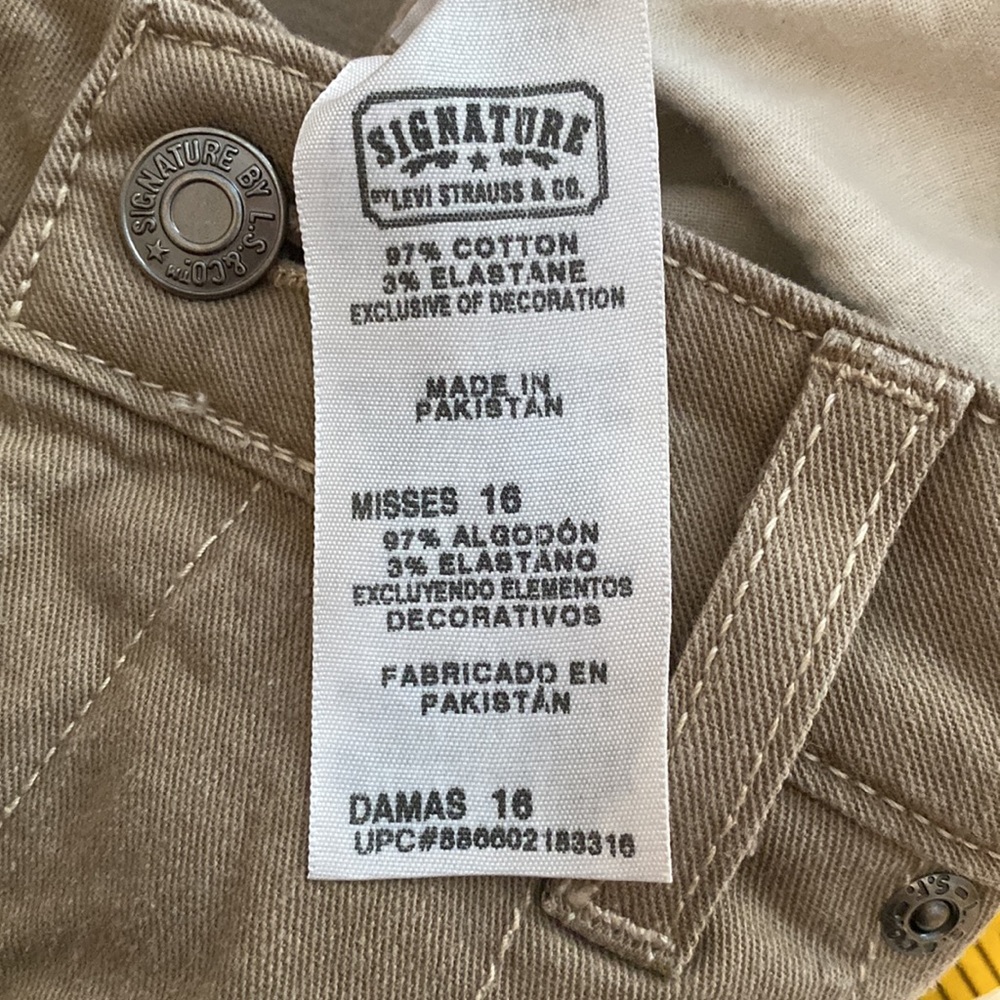 Khaki Stretch Denim Shorts Size 16 - Picture 11 of 11